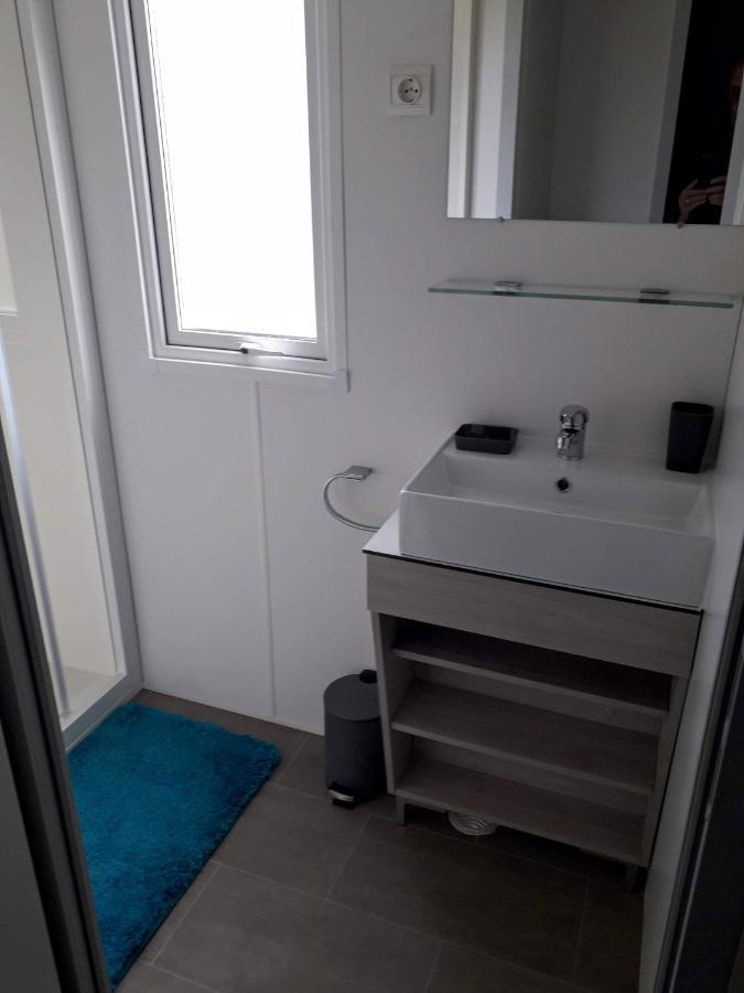 Campsite Mobil Neuf 2 6 Personnes Saint Aygulf *