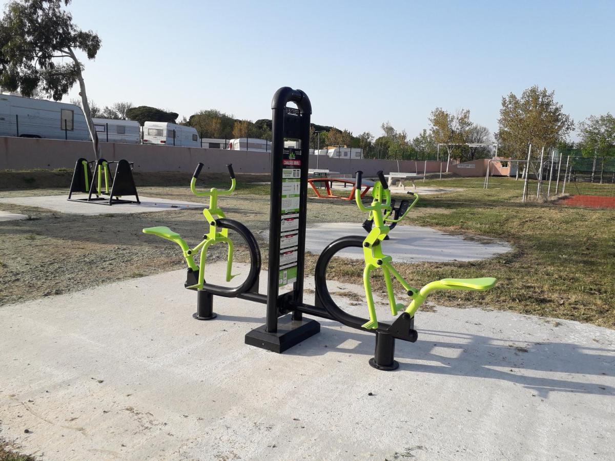Campsite Mobil Neuf 2 6 Personnes Saint Aygulf *